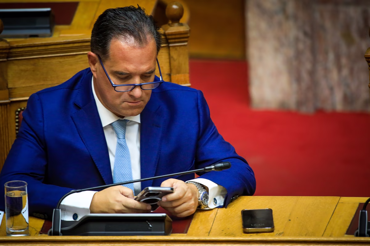 Adonis Georgiadis interroge l'IA sur le chiffre d'affaires de la restauration