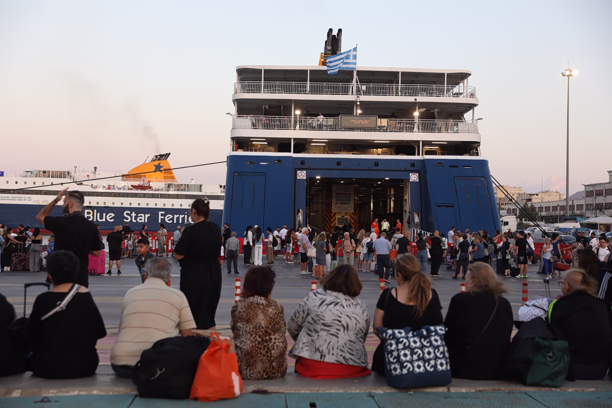 Afflux de voyageurs attendu dans les ports de l'Attique malgré les restrictions pour l'Assomption