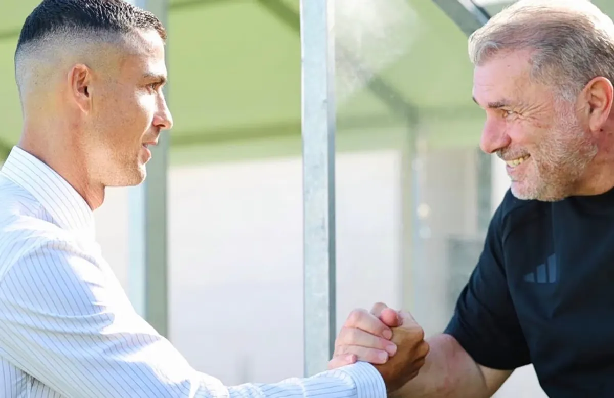 Al Nassr : Cristiano Ronaldo Rencontre Son Nouvel Entraîneur, Ange Postecoglou