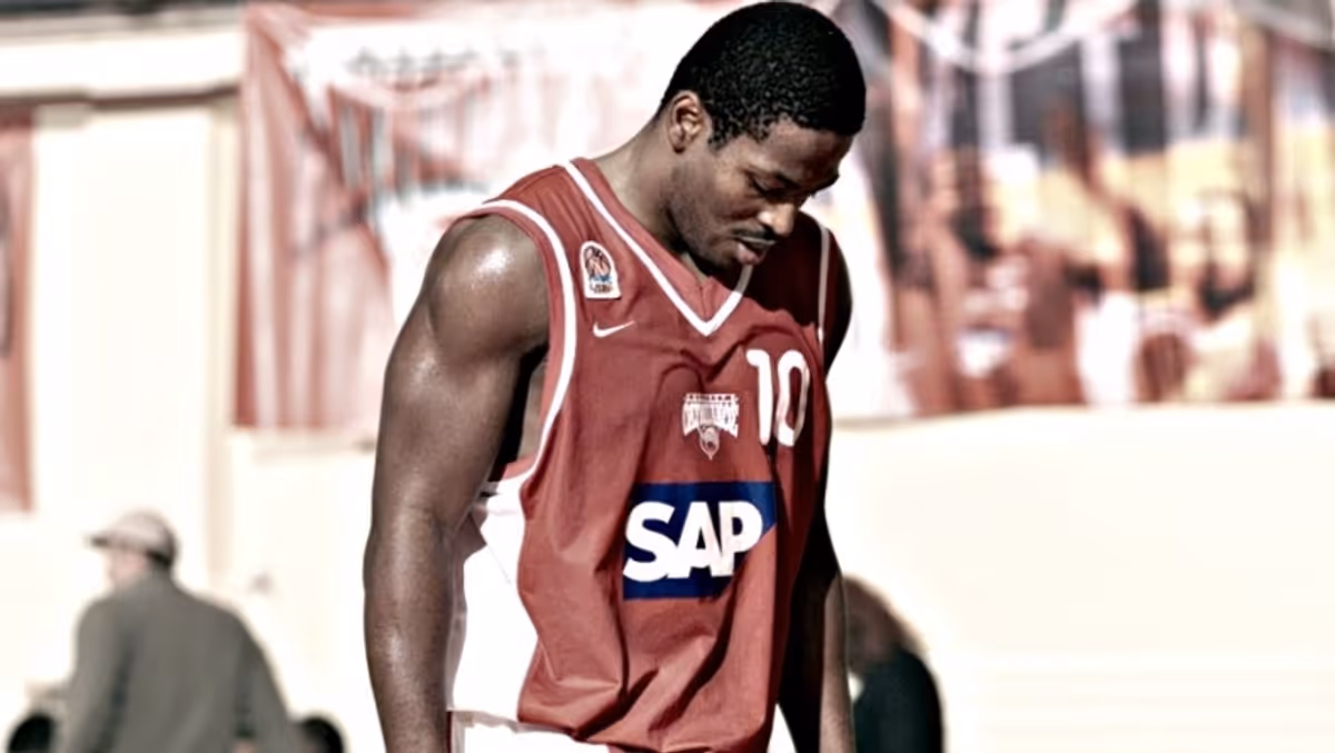 Alphonso Ford Olympiacos : le club grec rend hommage au joueur disparu il y a 22 ans