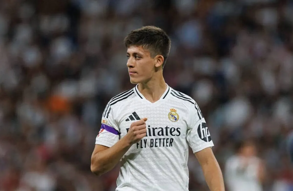 Arda Güler prolonge avec le Real Madrid jusqu’en 2032