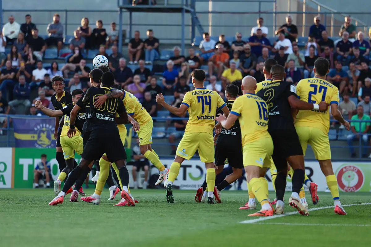 Asteras – AEK 1-1 : l’AEK concède un nouveau nul à l’extérieur