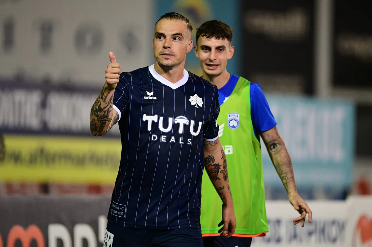 Atromitos – Kifisia 1-2 : Première victoire avec un super Pombo