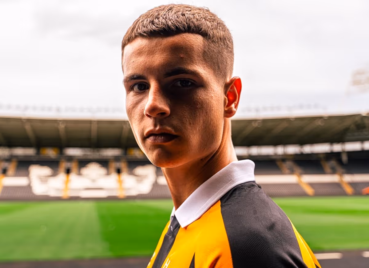 Christos Mouzakitis : objectif à Hull et fierté pour l’Olympiacos