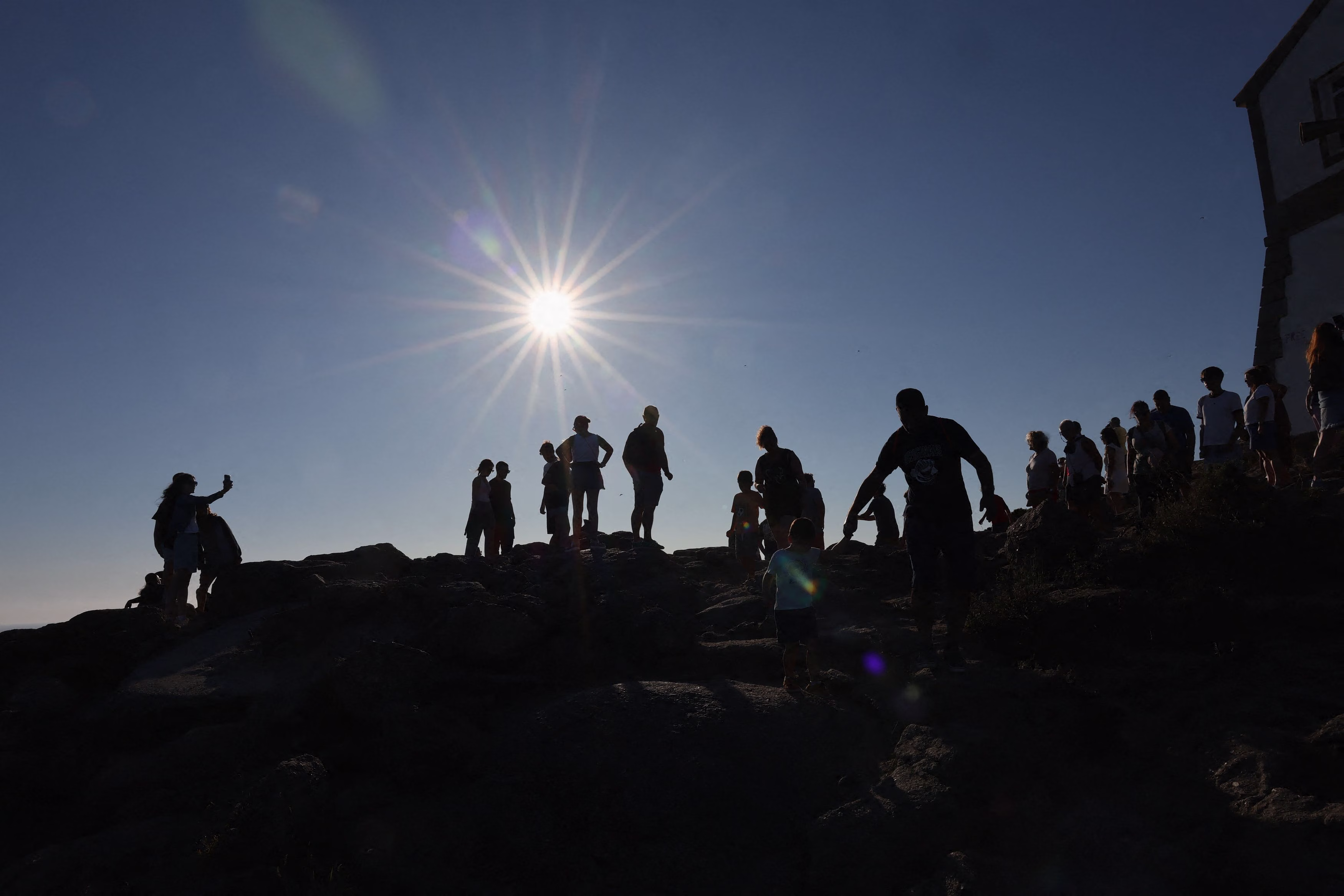 Comment les Scientifiques Tracent le Chemin d'une Éclipse Solaire Totale avec une Précision Remarquable