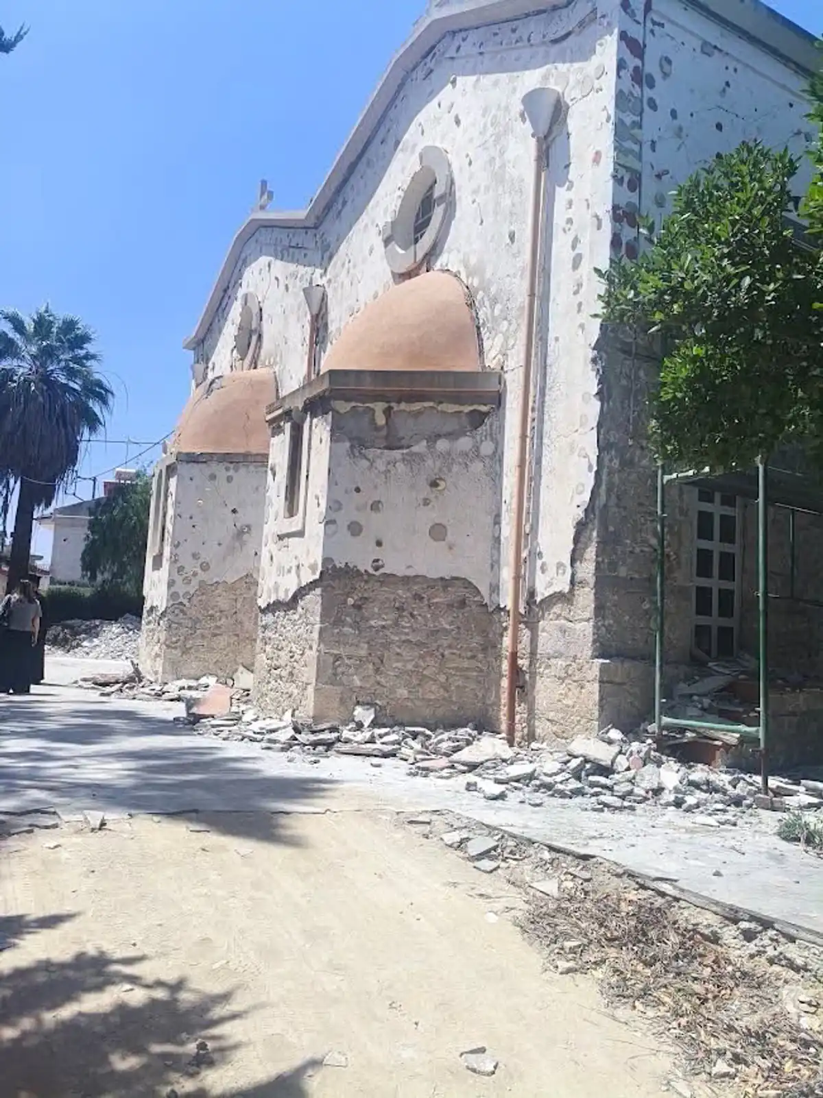 Début des travaux de restauration de la Cathédrale du Christ Sauveur à Arkalochori