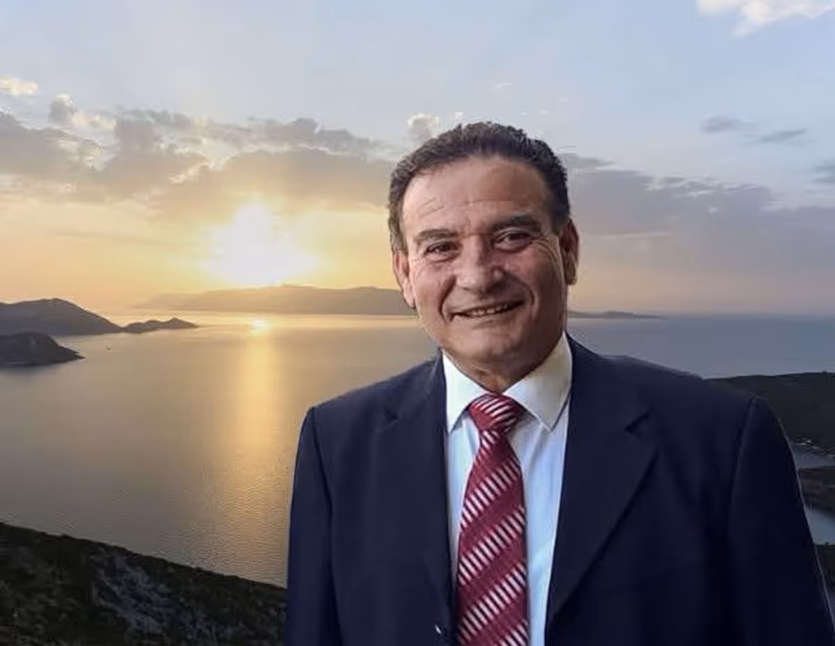 Décès du maire de Fourni Korseon, Dimitris Karydis, après une longue maladie