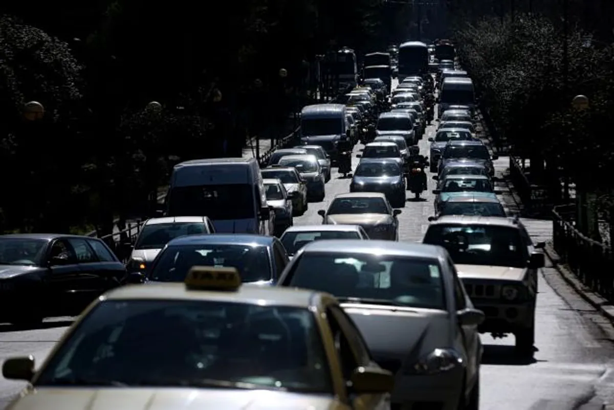 Embouteillages à Athènes : files de plusieurs kilomètres sur le Kifisos