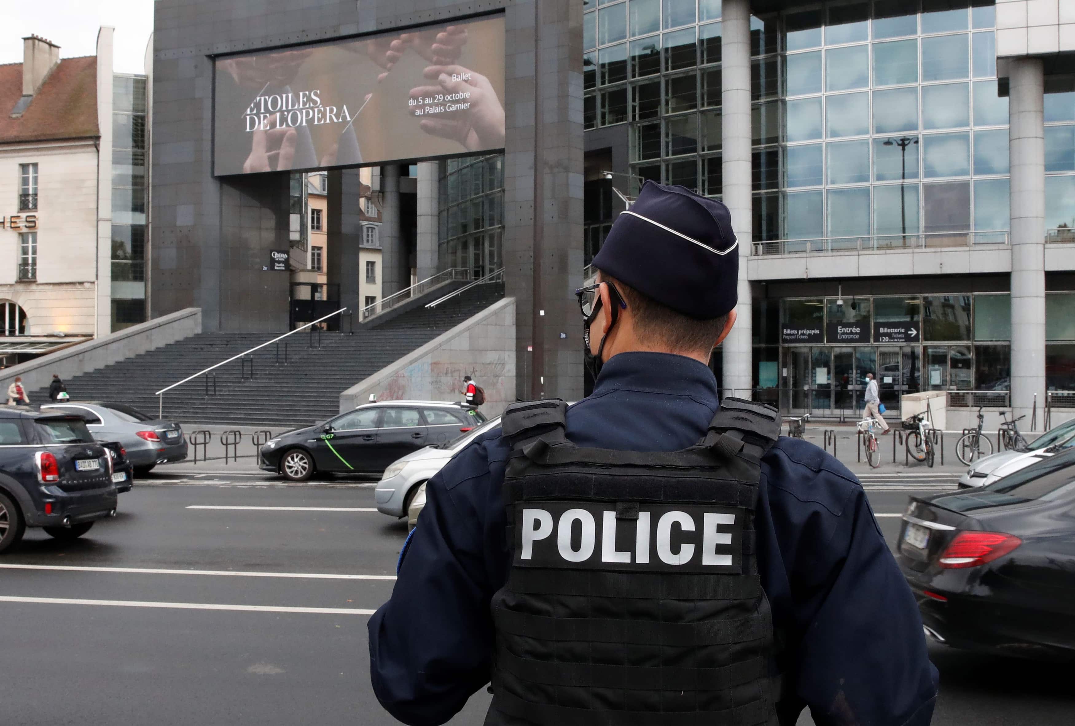 France : Cinq corps de nouveau-nés découverts dans des cartons au domicile d'un couple