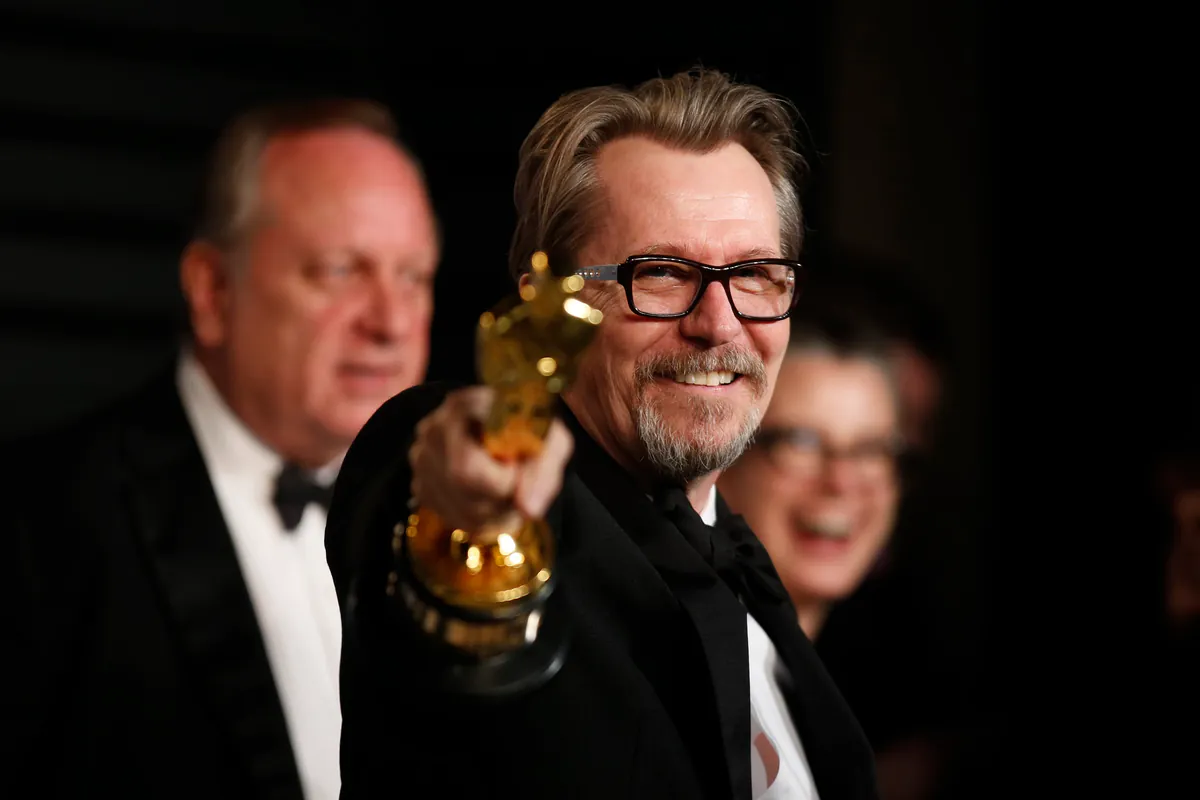 Gary Oldman ne retrouve plus son Oscar : la confidence des Emmy