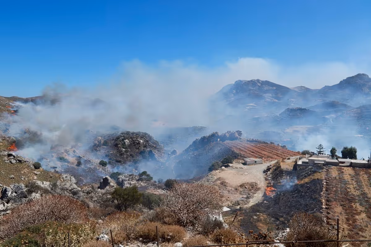 La Grèce face à de multiples foyers d'incendie : Crise persistante à Réthymnon et nouvelles urgences