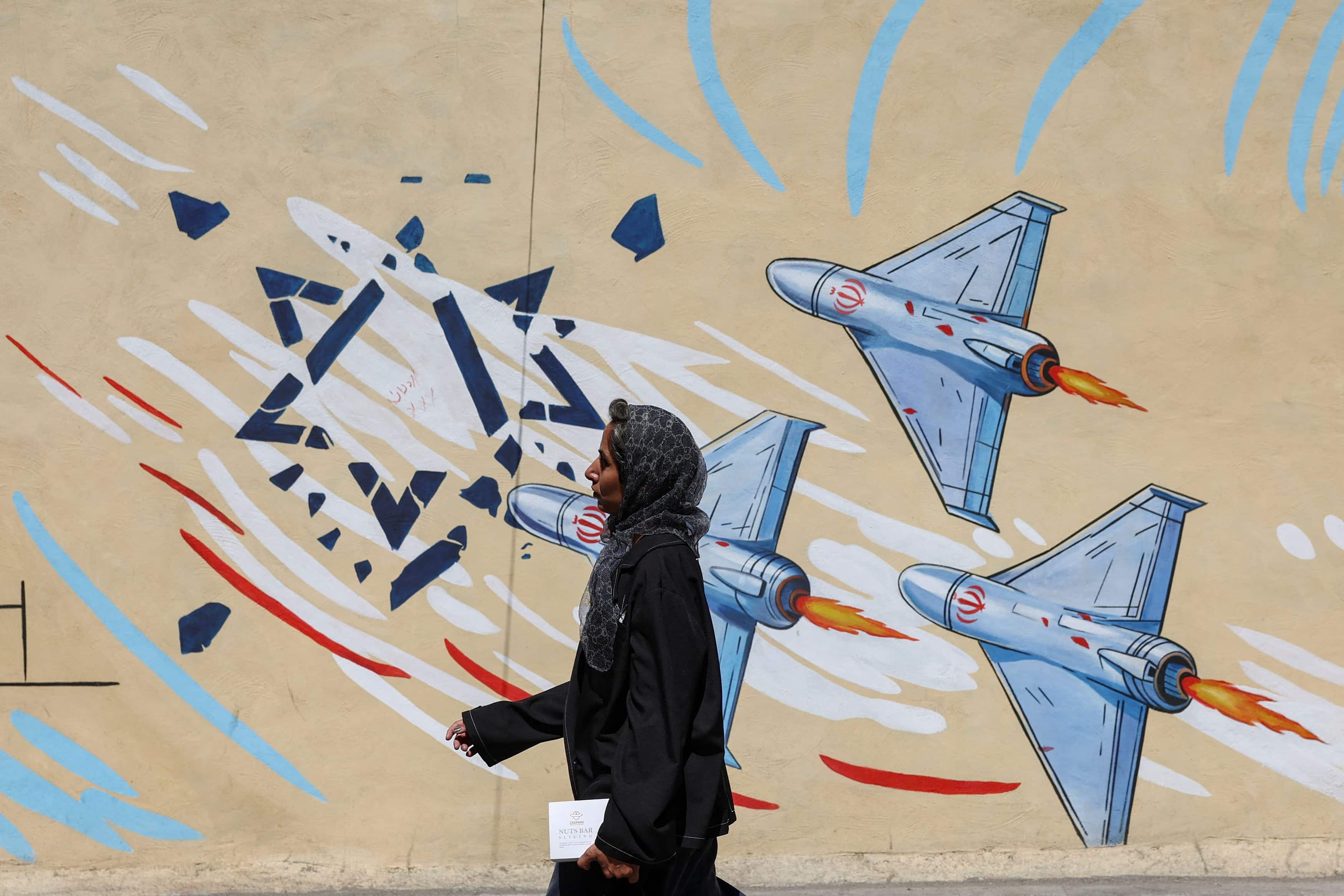 L'Iran promet une approche plus agressive lors du prochain conflit, selon un conseiller de Mojtaba Khamenei
