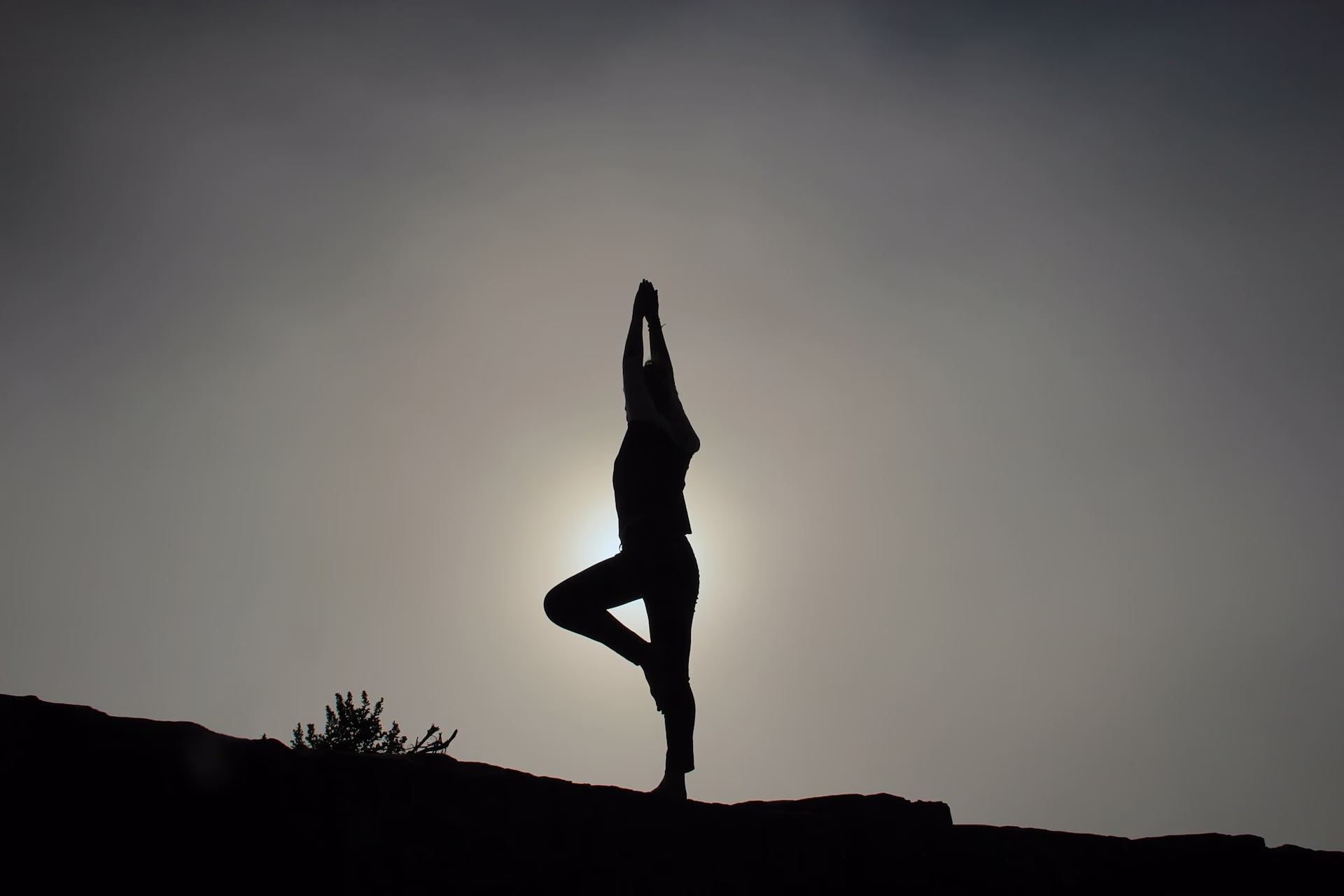 L'importance vitale de l'équilibre: un exercice simple de 30 secondes pour une meilleure santé