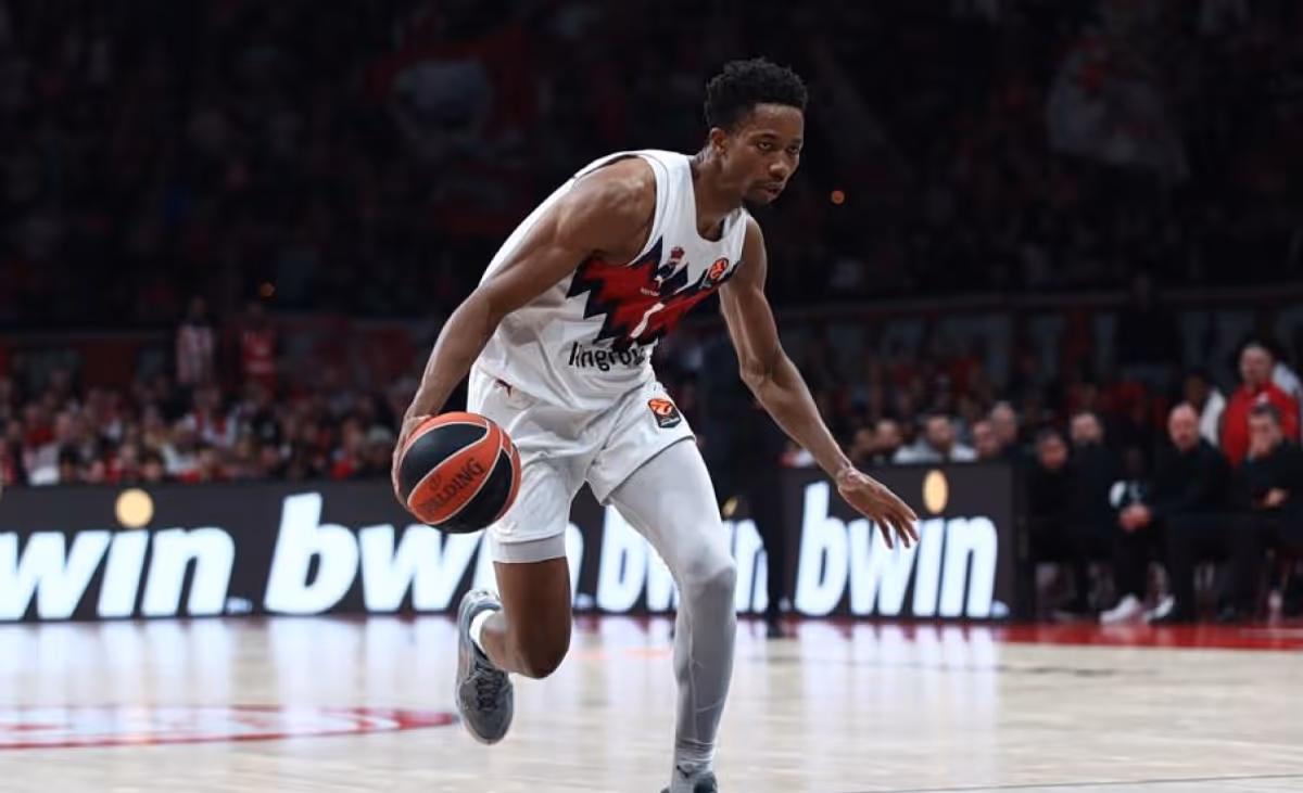 La franchise de Dubaï annonce l'acquisition de Mamady Diakite