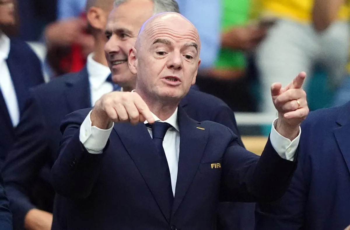 La grogne monte contre la FIFA et Gianni Infantino : une décision controversée secoue le monde du football