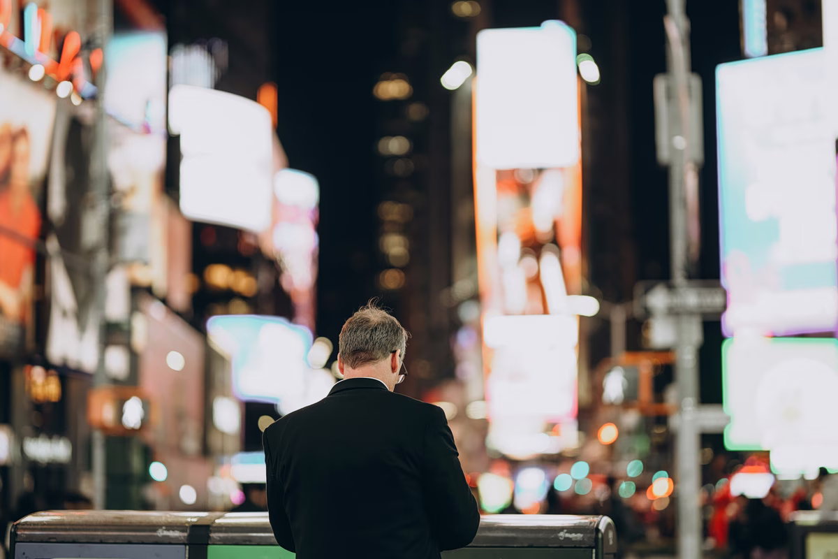 Le Paradoxe des Villes Financières : Richesse, Inégalité et Influence Mondiale