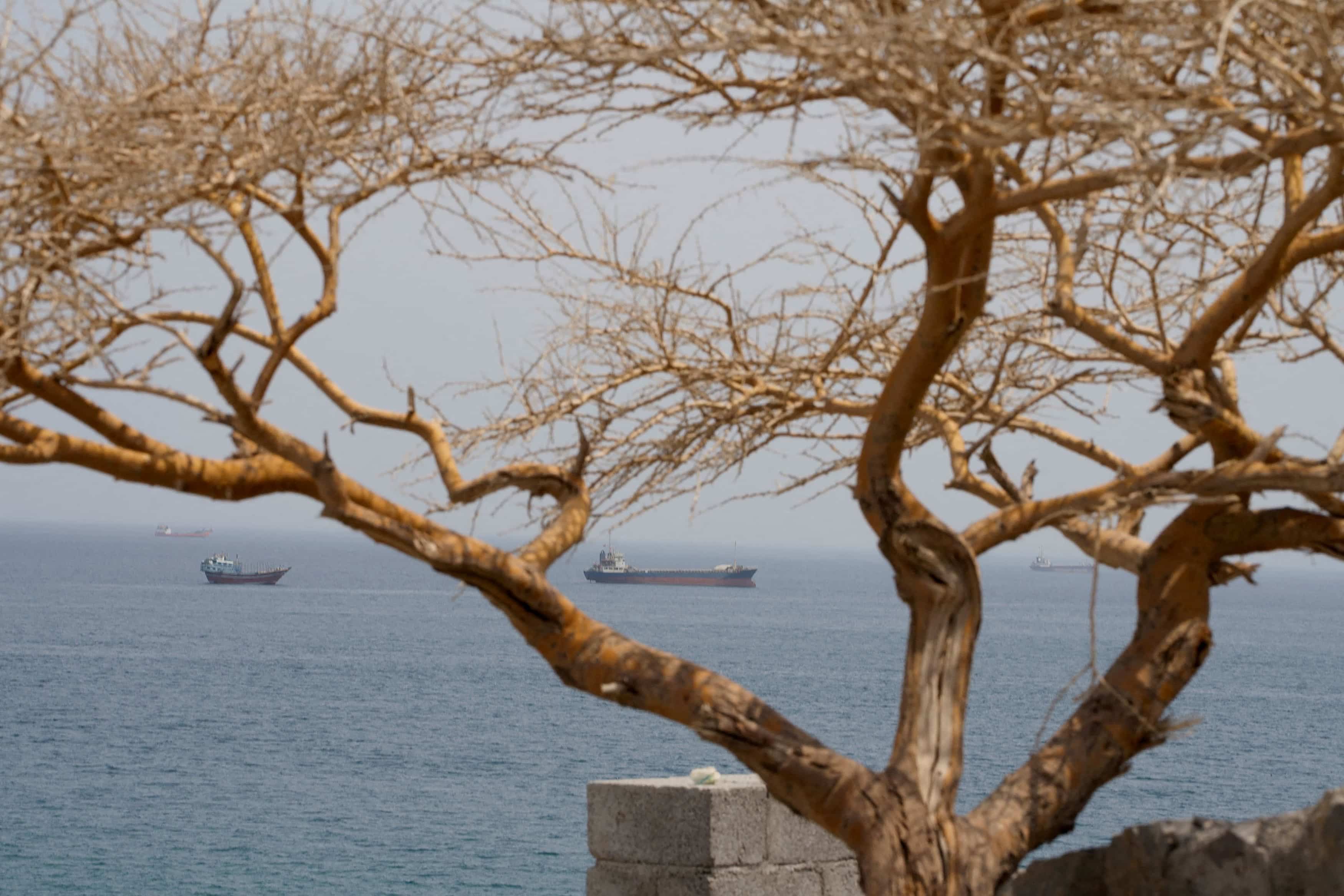 Les États-Unis et l'Iran : Une analyse des tensions et des affirmations sur le détroit d'Ormuz