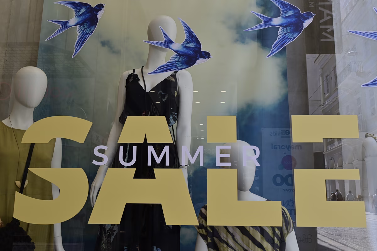 Les soldes d'été : entre attentes déçues et réels bénéfices pour le commerce