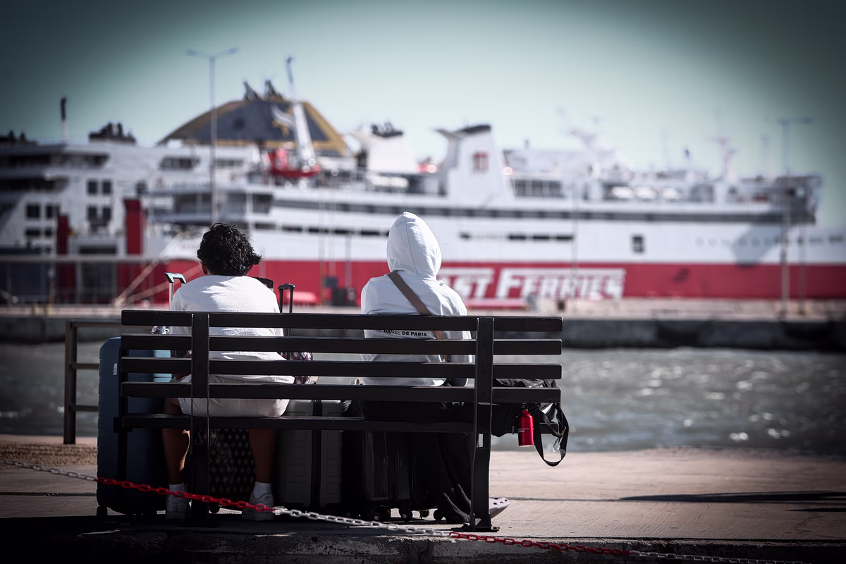 Levée des restrictions de navigation à Rafina et Lavrio, les départs du Pirée se poursuivent normalement