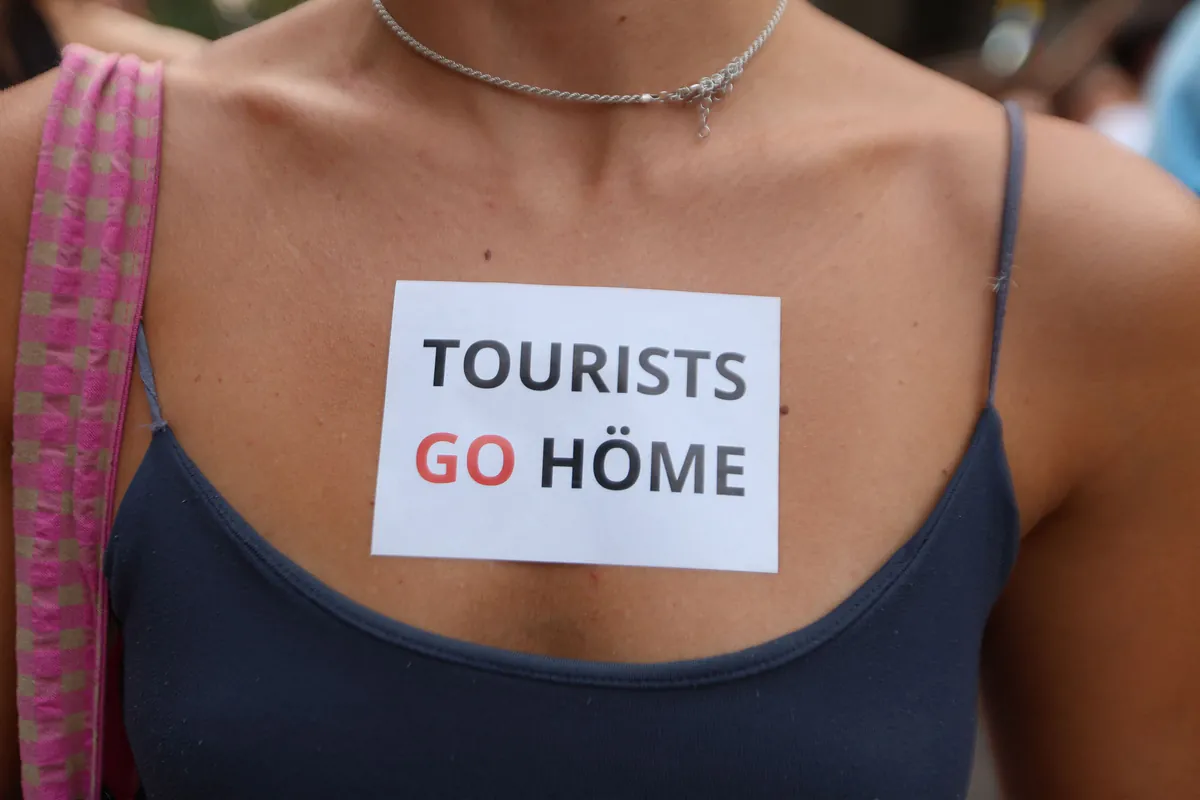 Majorque: Des Manifestations Contre le Sur-Tourisme Dégénèrent en Affrontements
