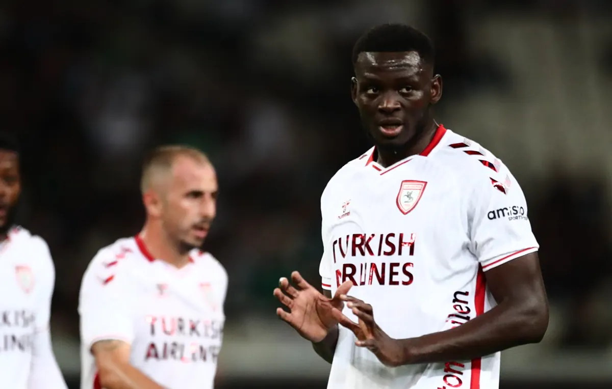 Marius Mouandilmadji rejoint l’Olympiacos