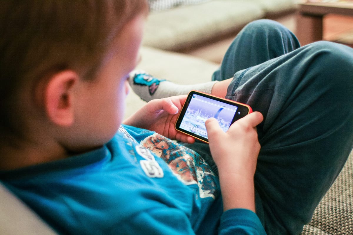 Comment les modèles de traitement du langage peuvent prédire les futurs troubles de la santé mentale chez les enfants