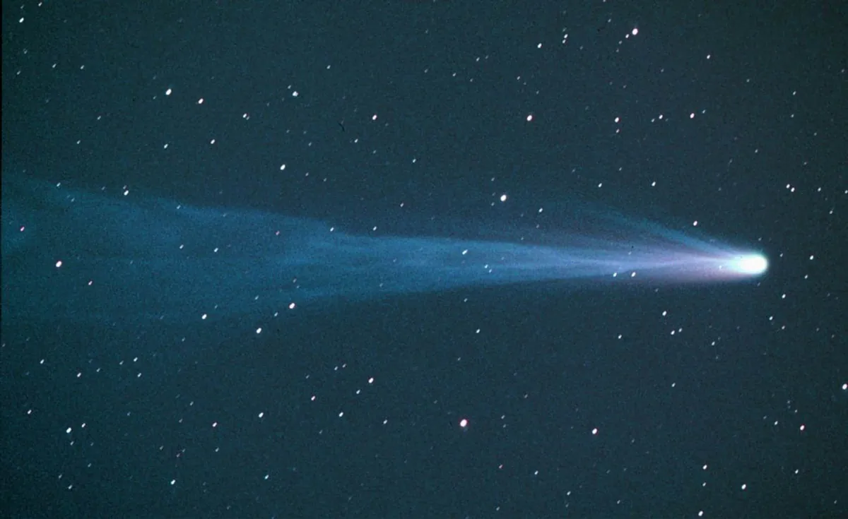 Astronomes observent la naissance d'un comète en temps réel