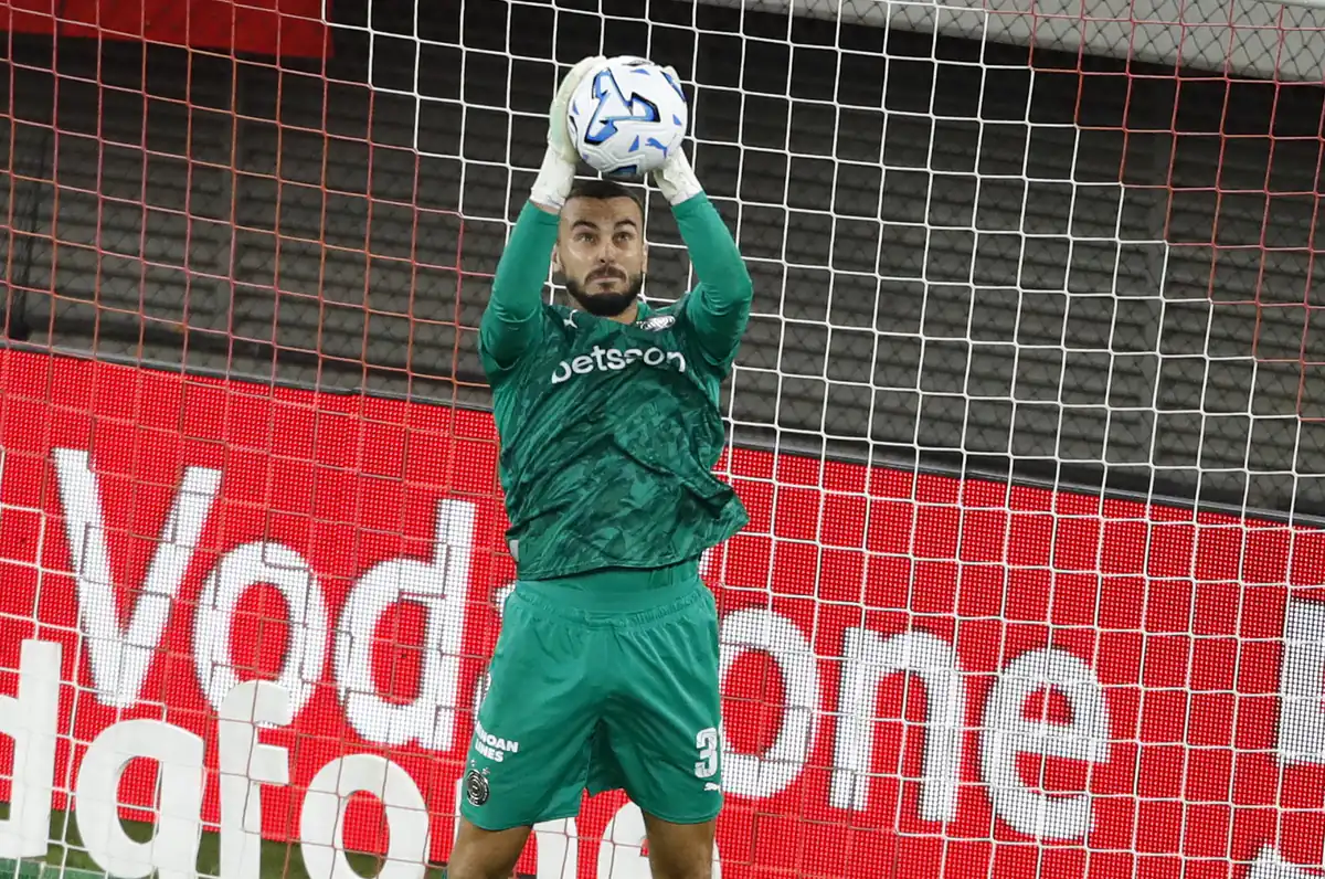 Nikos Christogeorgos : l'ascension fulgurante de l'OFI Crete