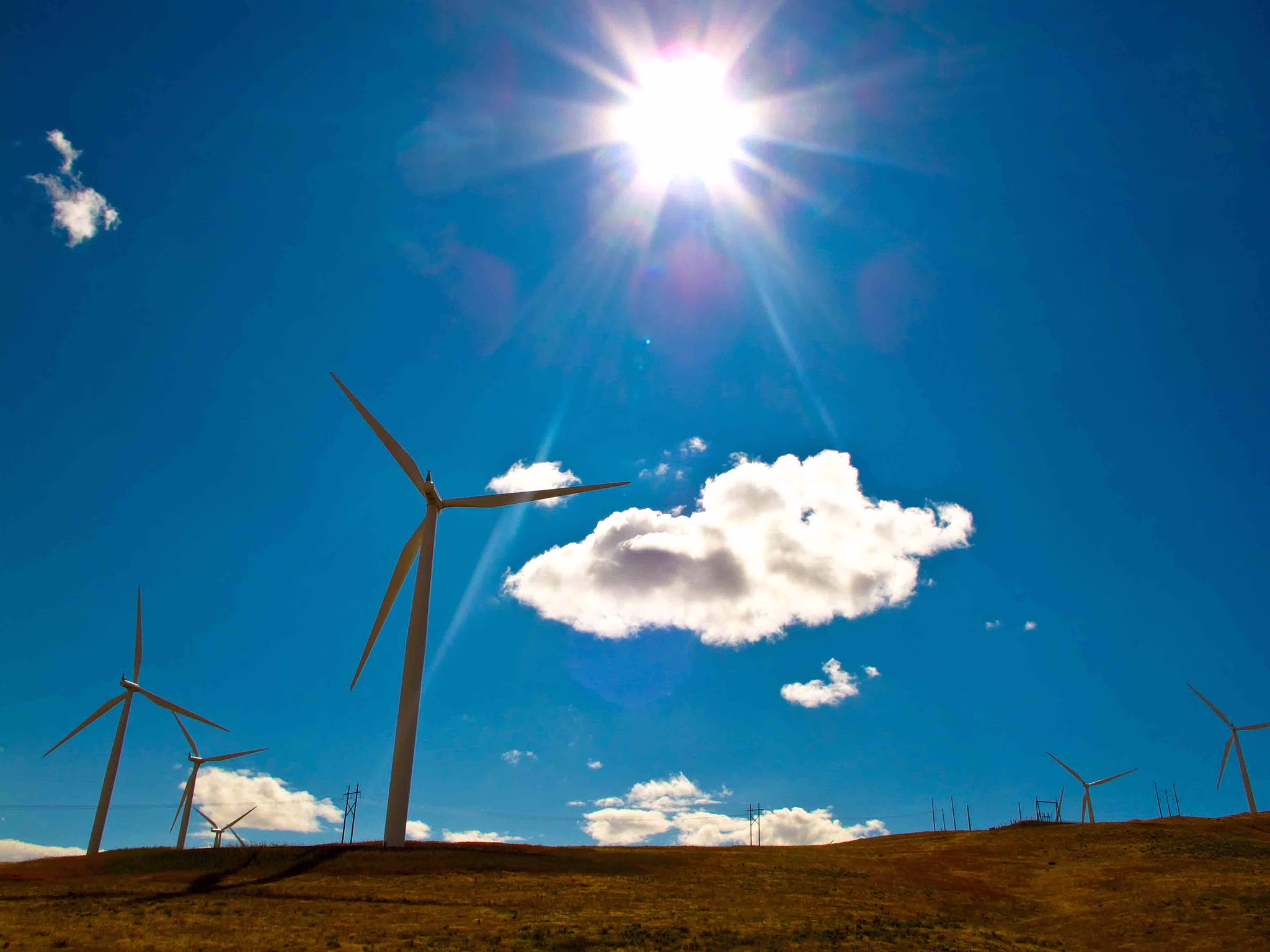 Le nouveau cadre spatial pour les énergies renouvelables en Grèce : un guide complet