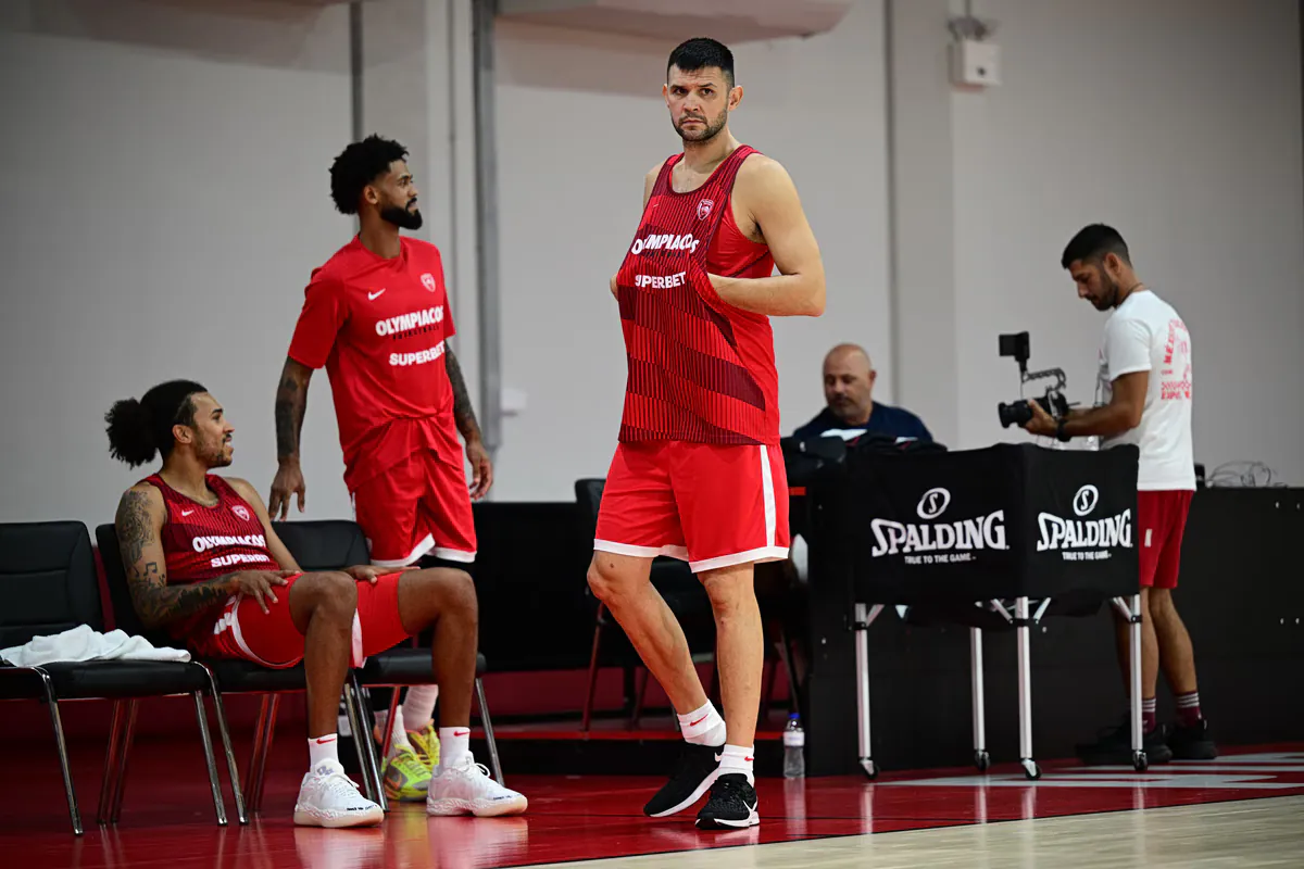 Olympiacos disputera son deuxième match amical contre l'Étoile Rouge sans Tyler Dorsey et Kostas Papanikolaou