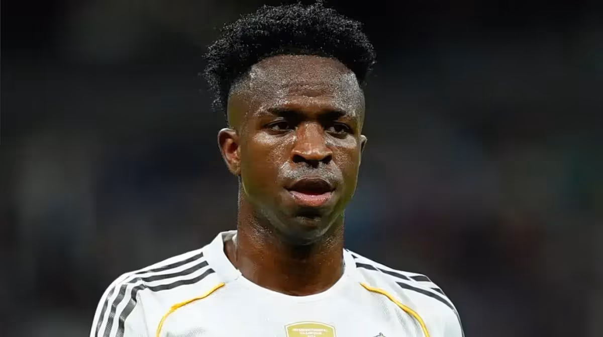 Le Real Madrid lance un ultimatum à Vinicius Jr. concernant son avenir