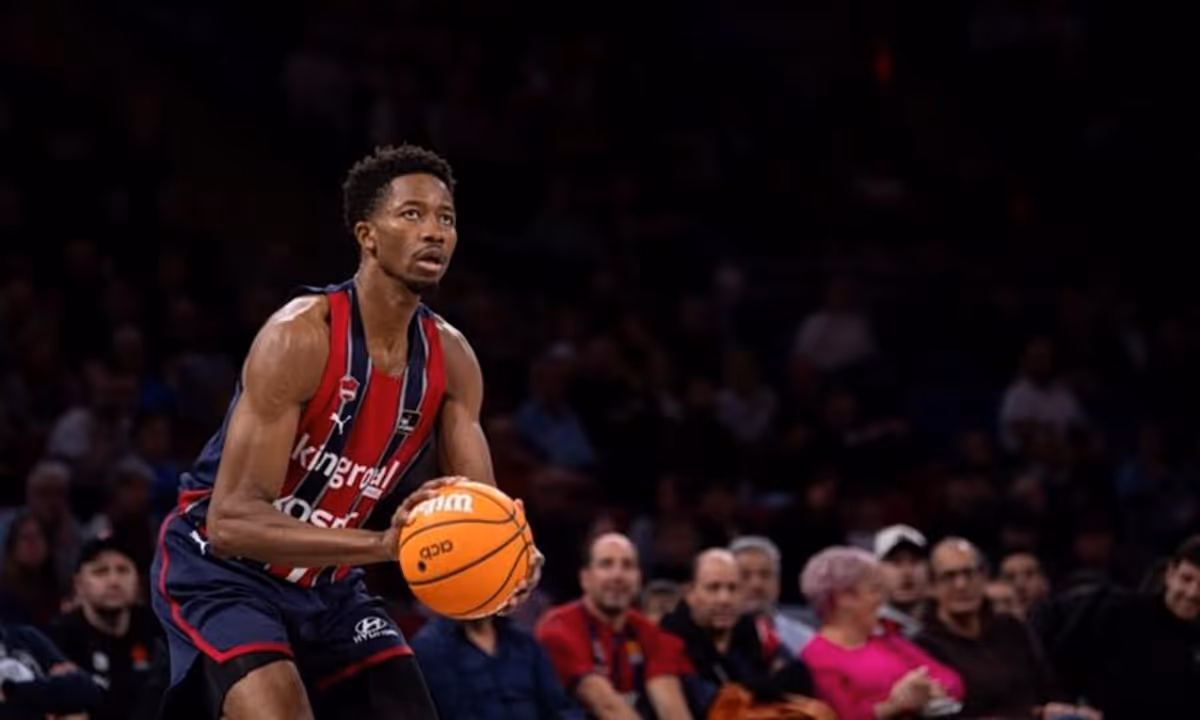 Rumeurs d'échange entre l'Olympiacos et Dubaï : Walker et Diakite au cœur des spéculations