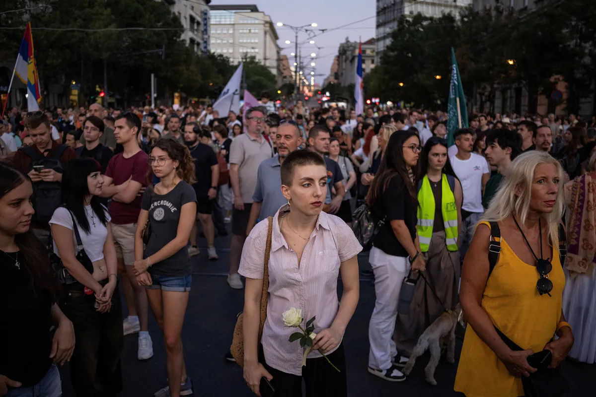 Serbie : les étudiants déposent leur liste électorale après deux ans de manifestations
