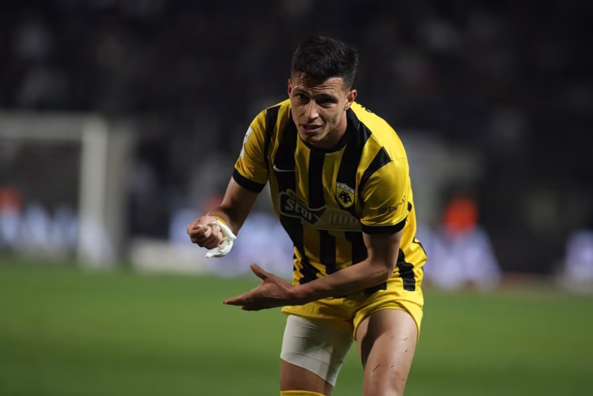 Stavros Pilios Prolonge son Contrat avec l'AEK Athènes Jusqu'en 2030