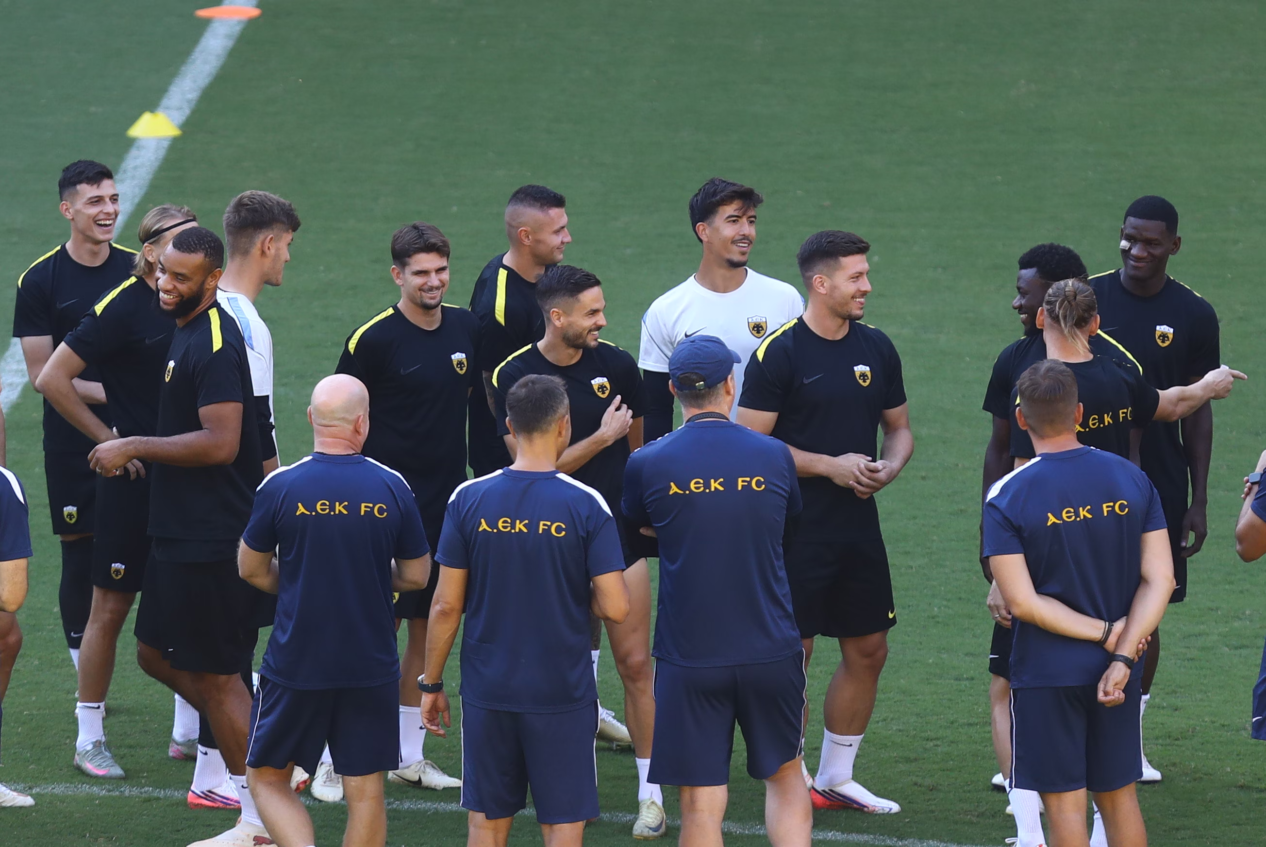 Strakosia absent de la dernière séance d’entraînement de l’AEK