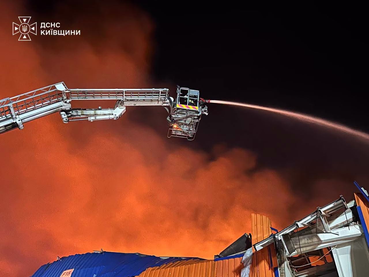 Ukraine : Zelensky lance un appel urgent pour des systèmes de défense antimissile après une nuit difficile