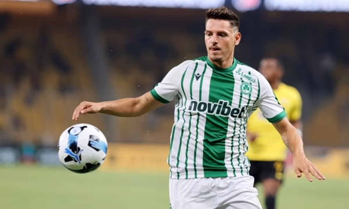Un acte de générosité : le footballeur Tasos Chatzigiovanis soutient le jeune Dimitris