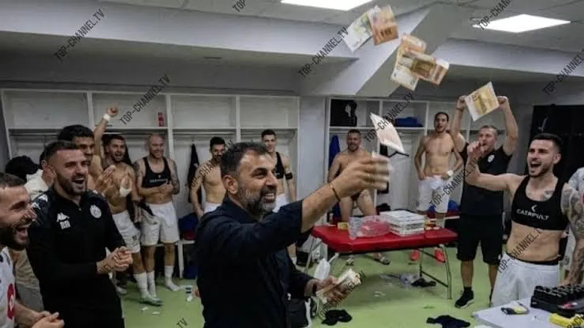 Un geste inattendu du président du Dinamo Tirana après la qualification en Conference League