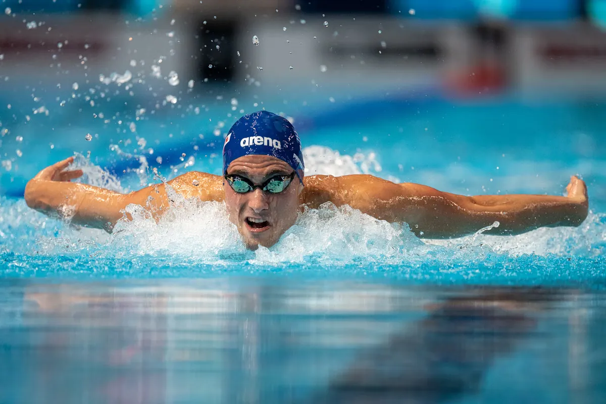 Le Championnat d'Europe de Natation Débute avec Treize Athlètes Grecs