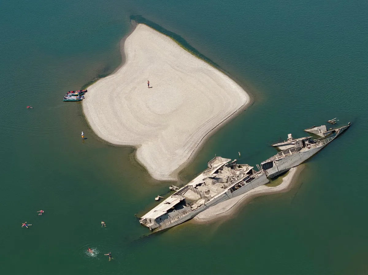 Le Rhin et le Danube en crise : l'impact de la sécheresse et des vagues de chaleur sur les voies navigables européennes
