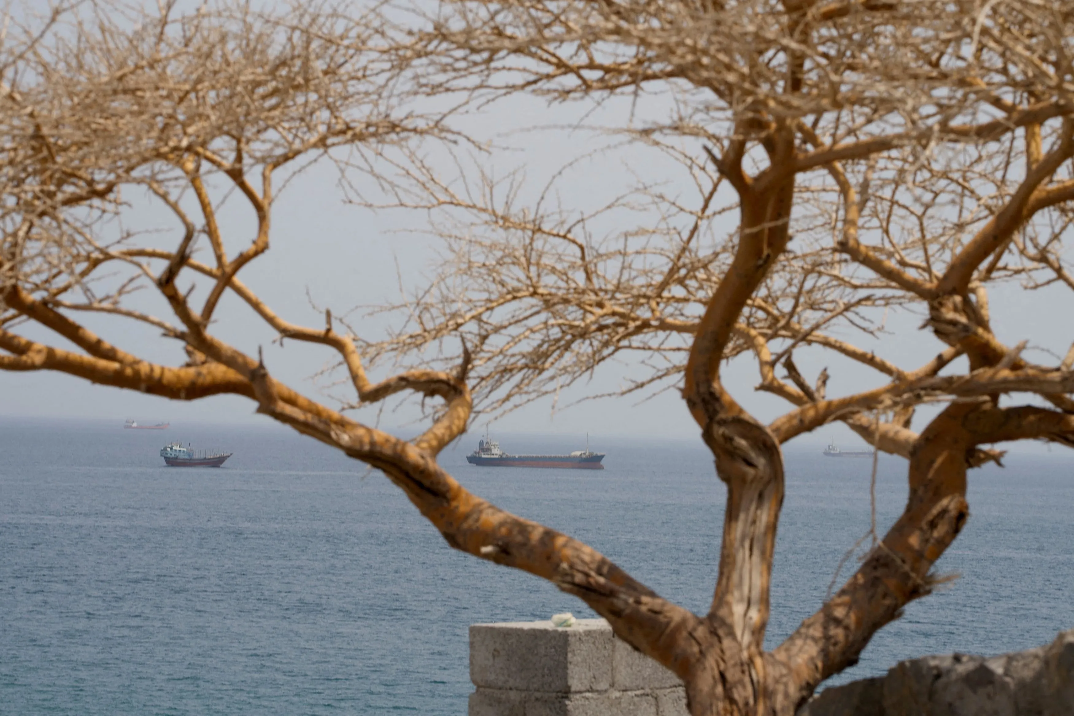 Les États-Unis et l'Iran : Une analyse des tensions et des affirmations sur le détroit d'Ormuz