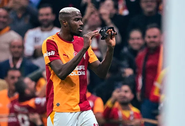 Galatasaray Fenerbahçe : le doublé d'Osimhen offre la victoire