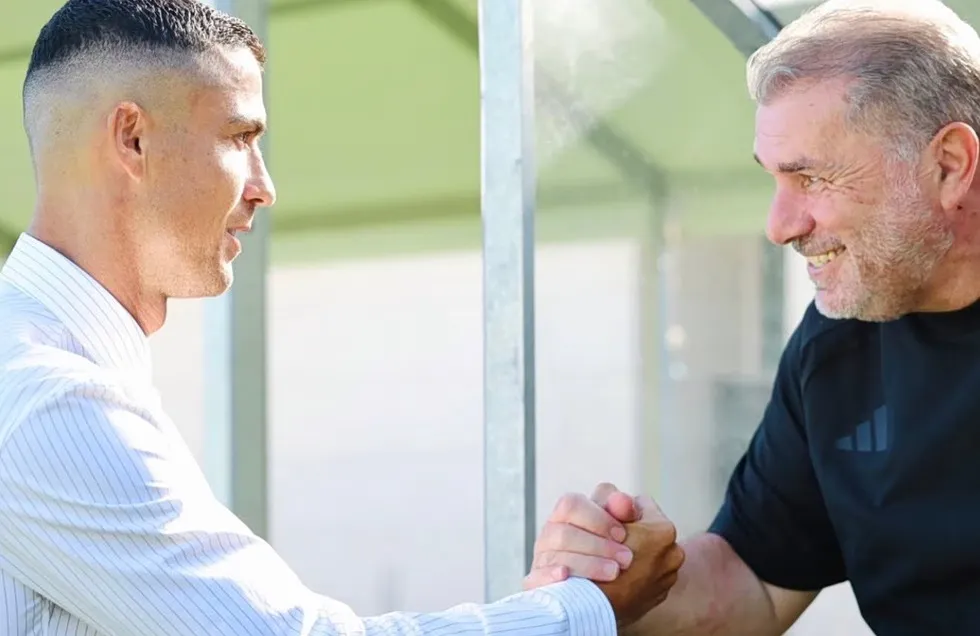 Al Nassr : Cristiano Ronaldo Rencontre Son Nouvel Entraîneur, Ange Postecoglou