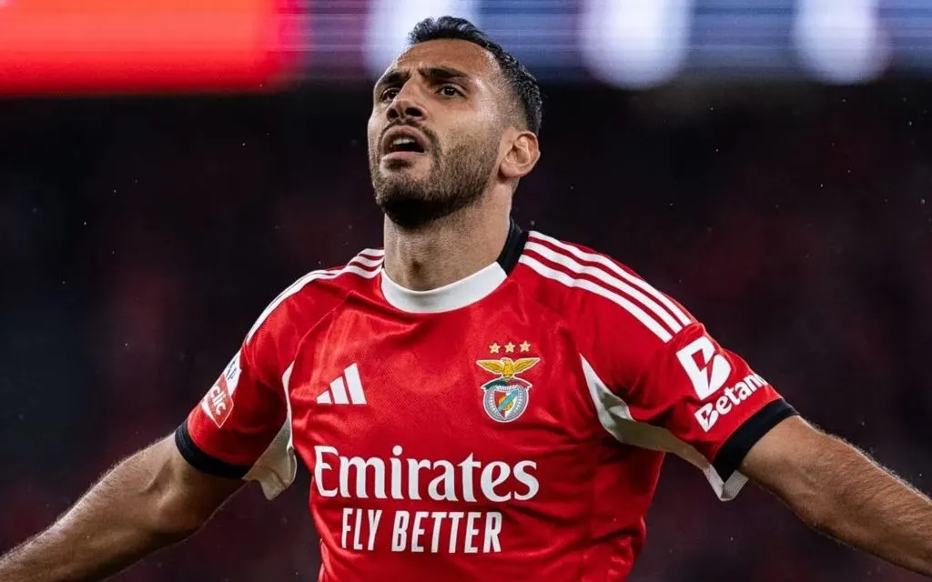 Vangelis Pavlidis et le Dilemme du Transfert : Entre Fenerbahçe et une Porte Fermée par Benfica
