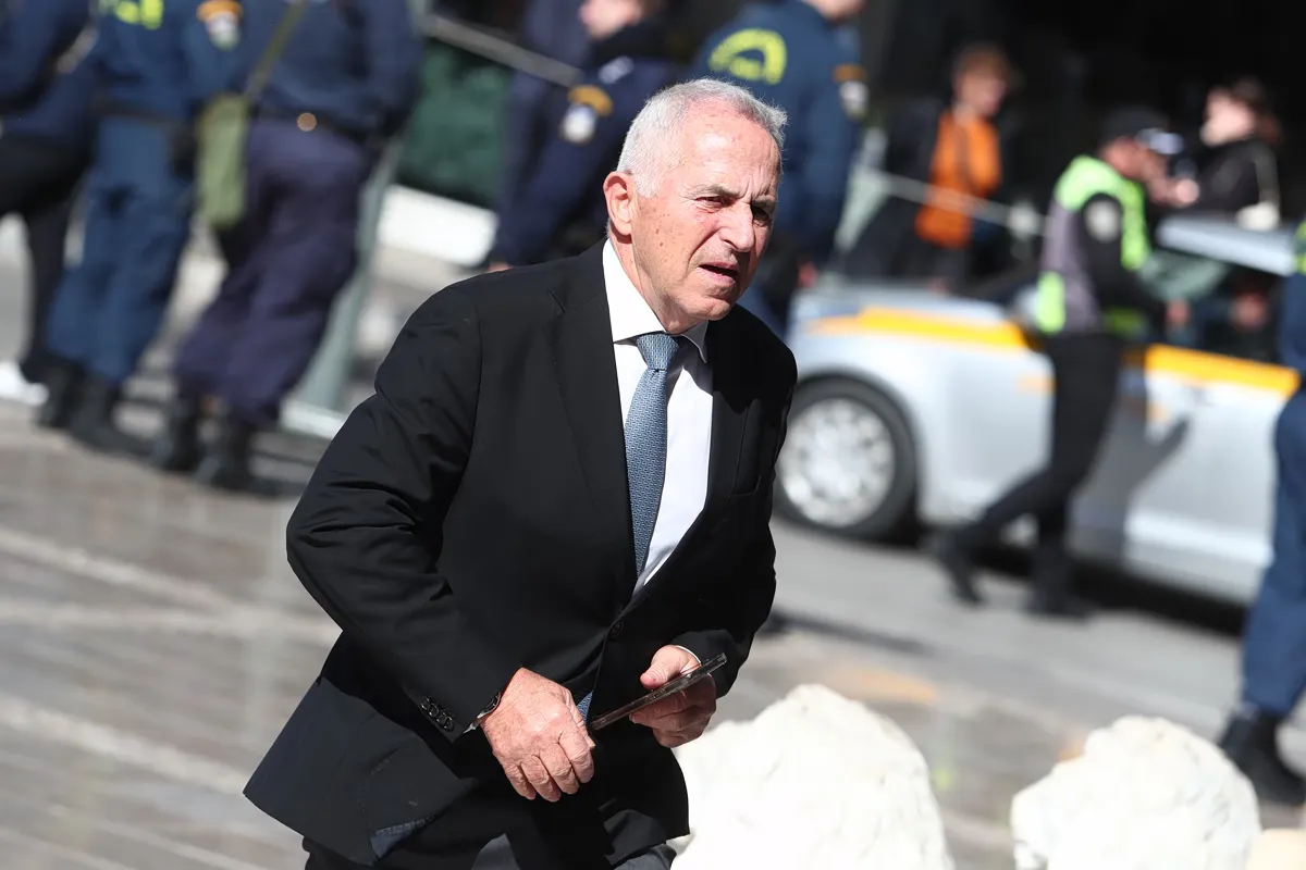 PASOK : l'arrivée d'Evangelos Apostolakis en Grèce