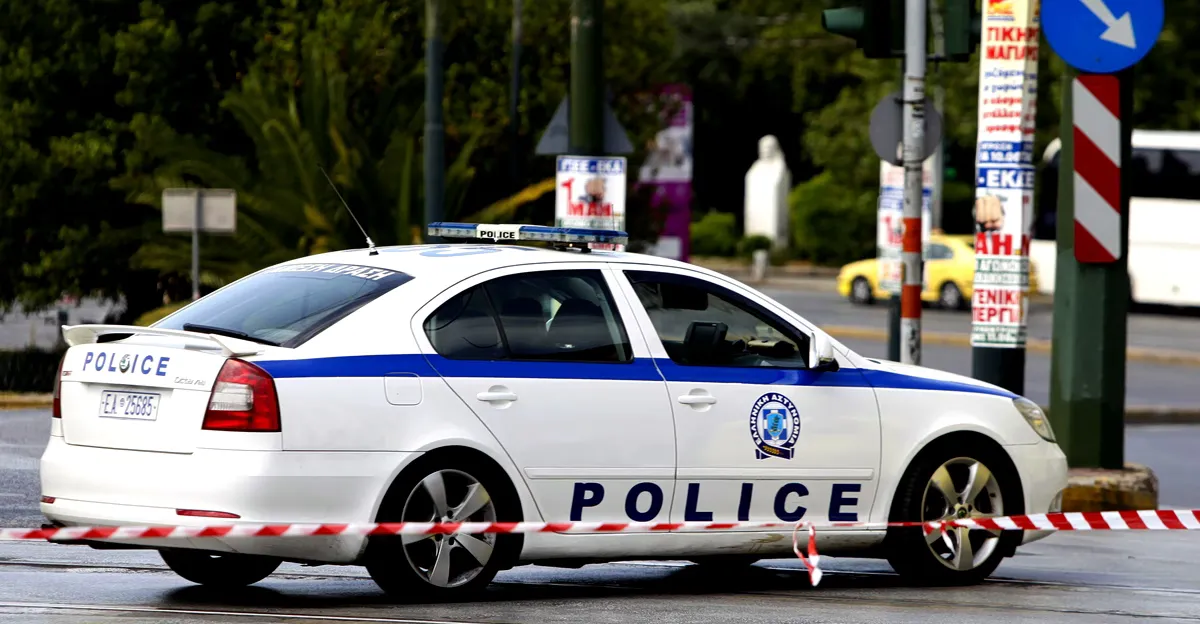 Interruption de la circulation sur l'autoroute Athènes-Lamia suite au renversement de camions