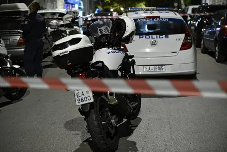 Objet suspect à Athènes : périmètre de sécurité à Exarcheia