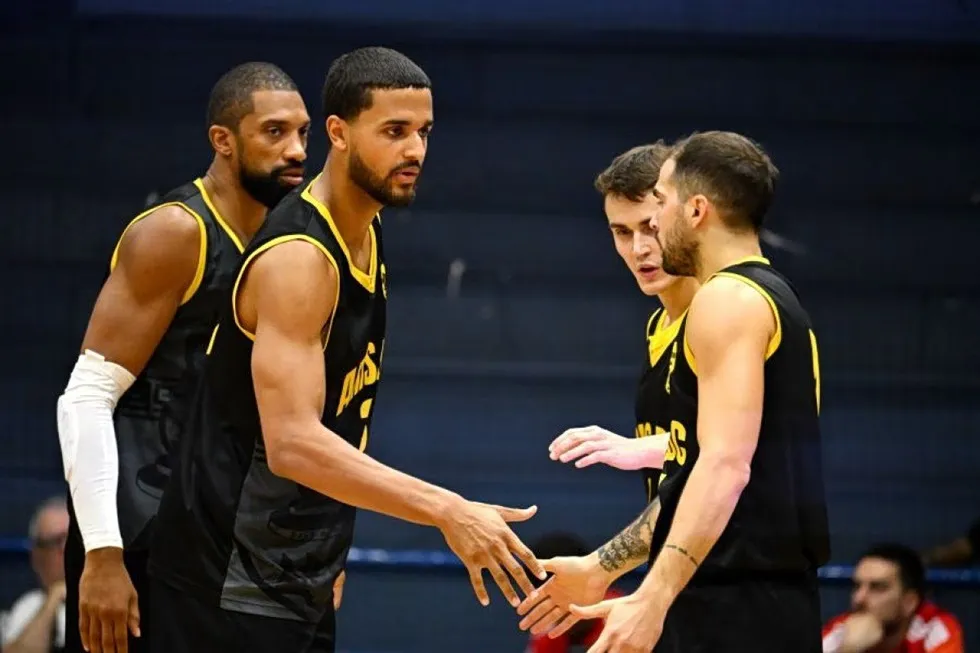 L'Aris Basket EuroCup l'emporte face au Le Mans (87-74)