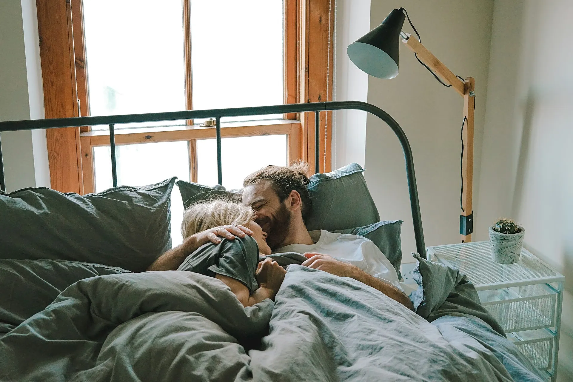Mauvais sommeil et alimentation : comment l'impact dépasse l'individu