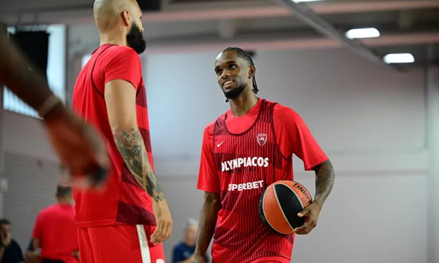 Olympiacos affronte l'Étoile Rouge dans la finale de l'IBT Crete